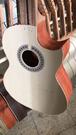 Guitarra flamenca exclusiva de Francisco Broseta con cutaway florentino