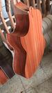 Guitarra flamenca exclusiva de Francisco Broseta con cutaway florentino