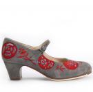 Zapato Flamenco Lunas Bordadas